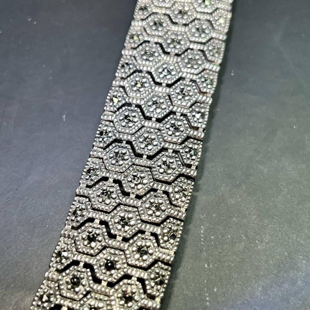 925 honeycomb, Marcasite Sterling silver bracelet 
SOLD SOLD